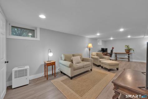 1619 Route 171 Woodstock CT 06281