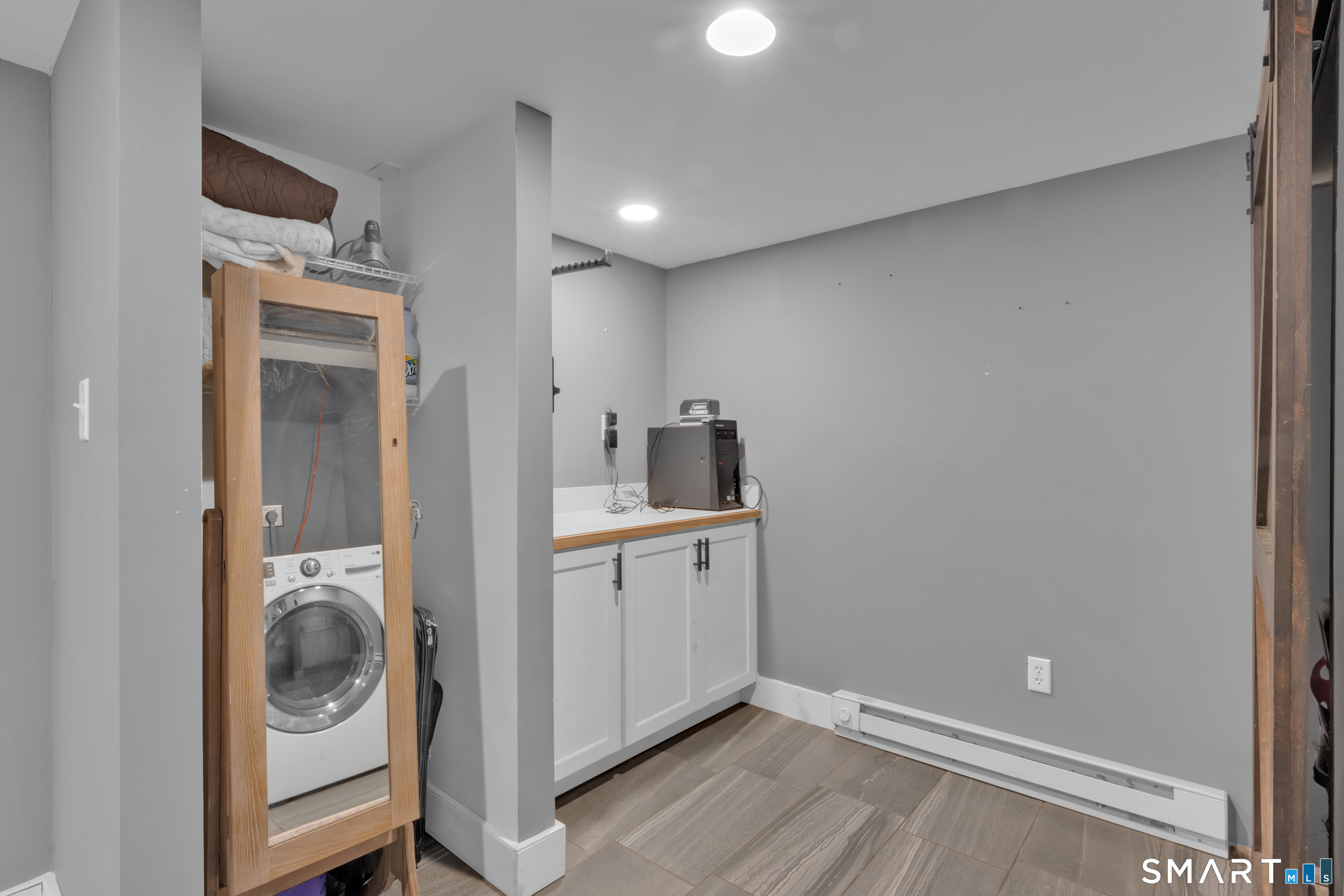 1619 Route 171 Woodstock CT 06281