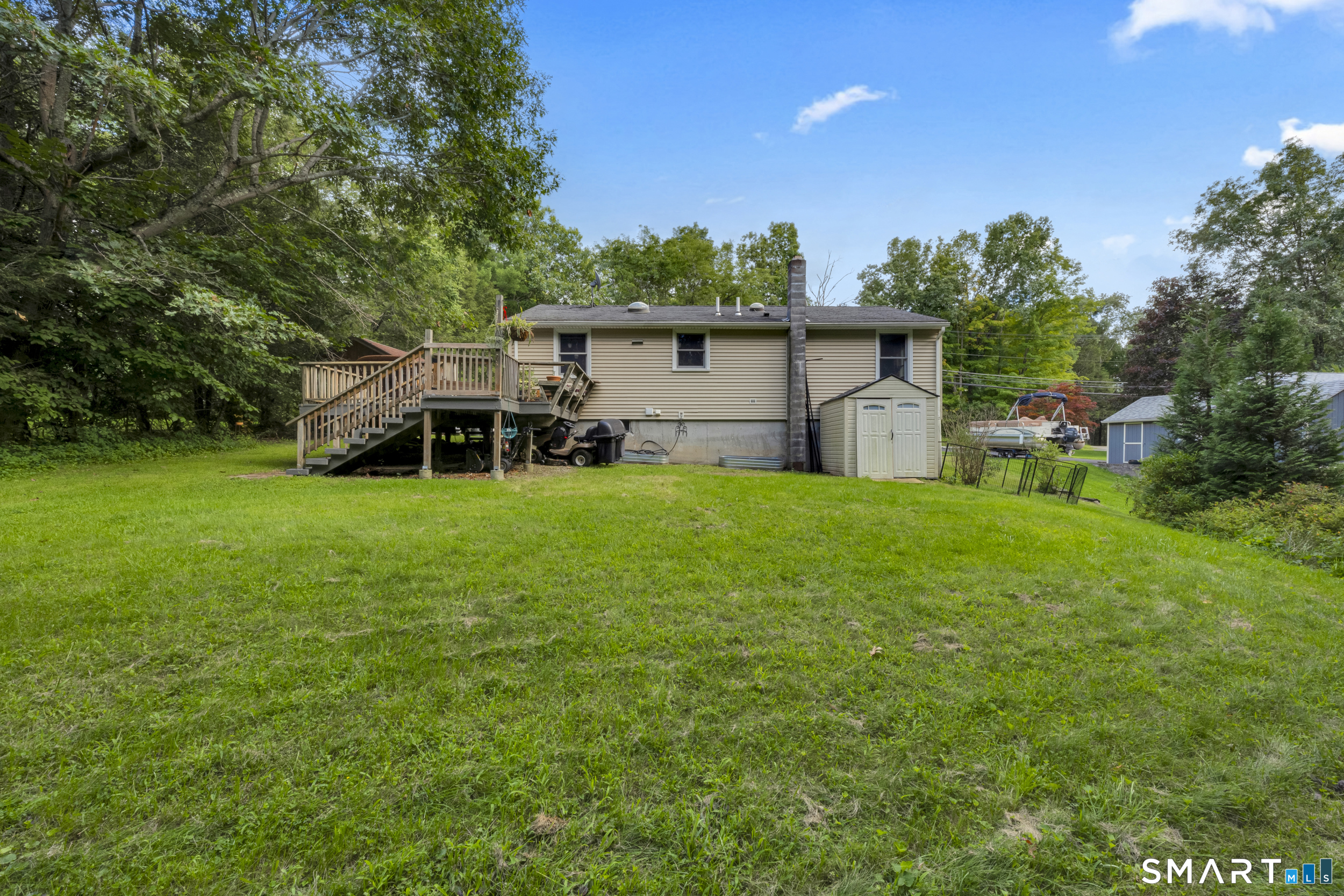 1619 Route 171 Woodstock CT 06281