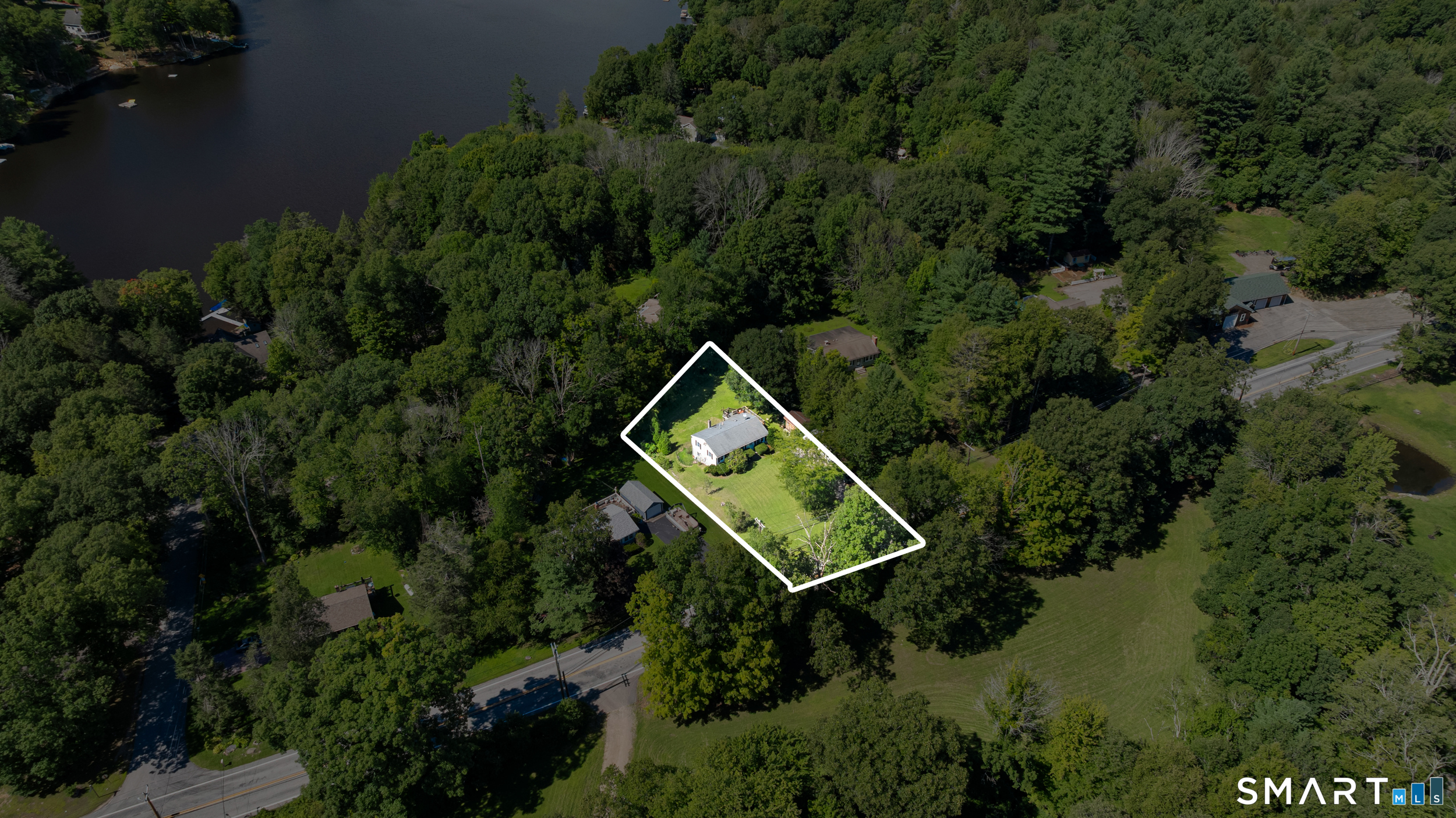 1619 Route 171 Woodstock CT 06281