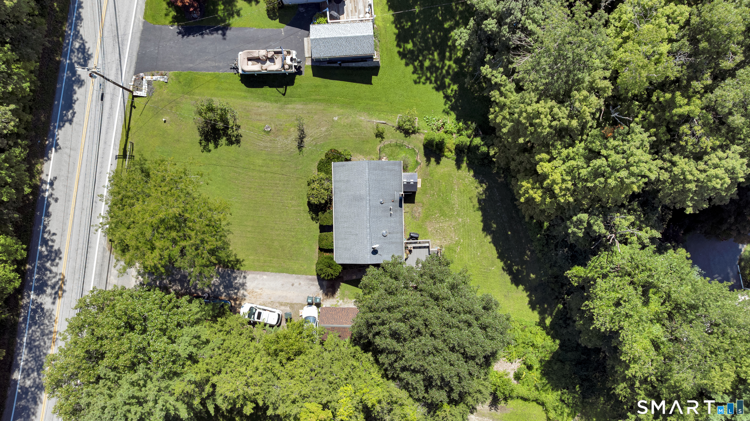 1619 Route 171 Woodstock CT 06281