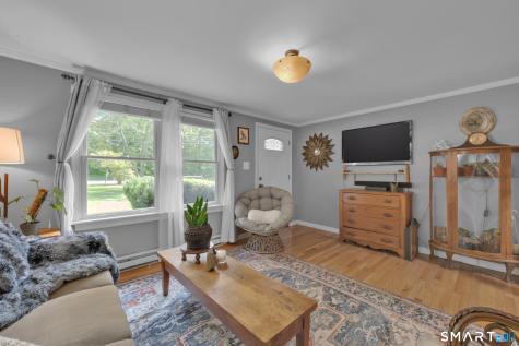 1619 Route 171 Woodstock CT 06281