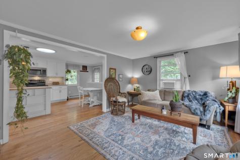 1619 Route 171 Woodstock CT 06281