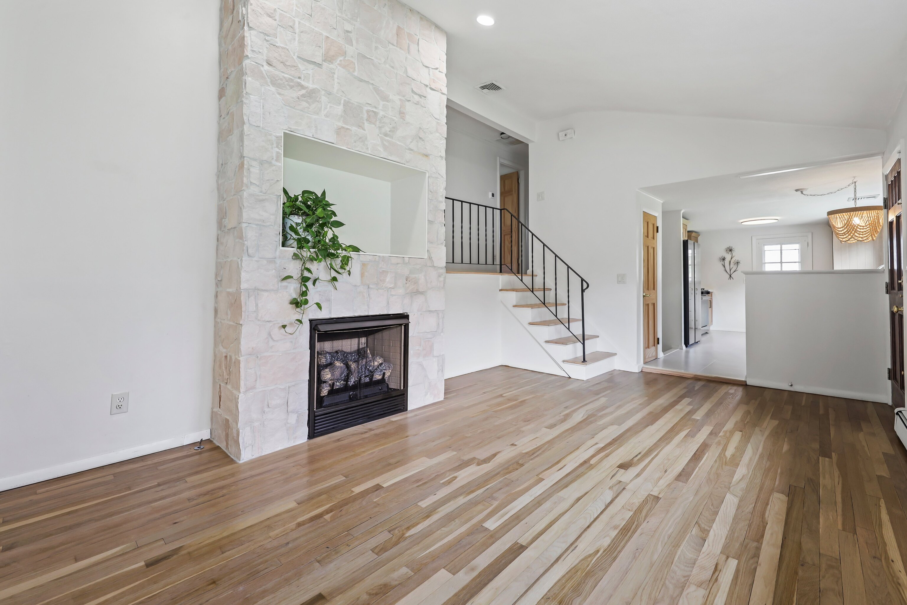 1114 Fienemann Road Farmington CT 06032