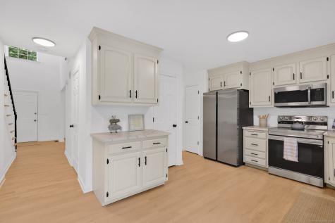 9-A Alice Drive Burlington CT 06013