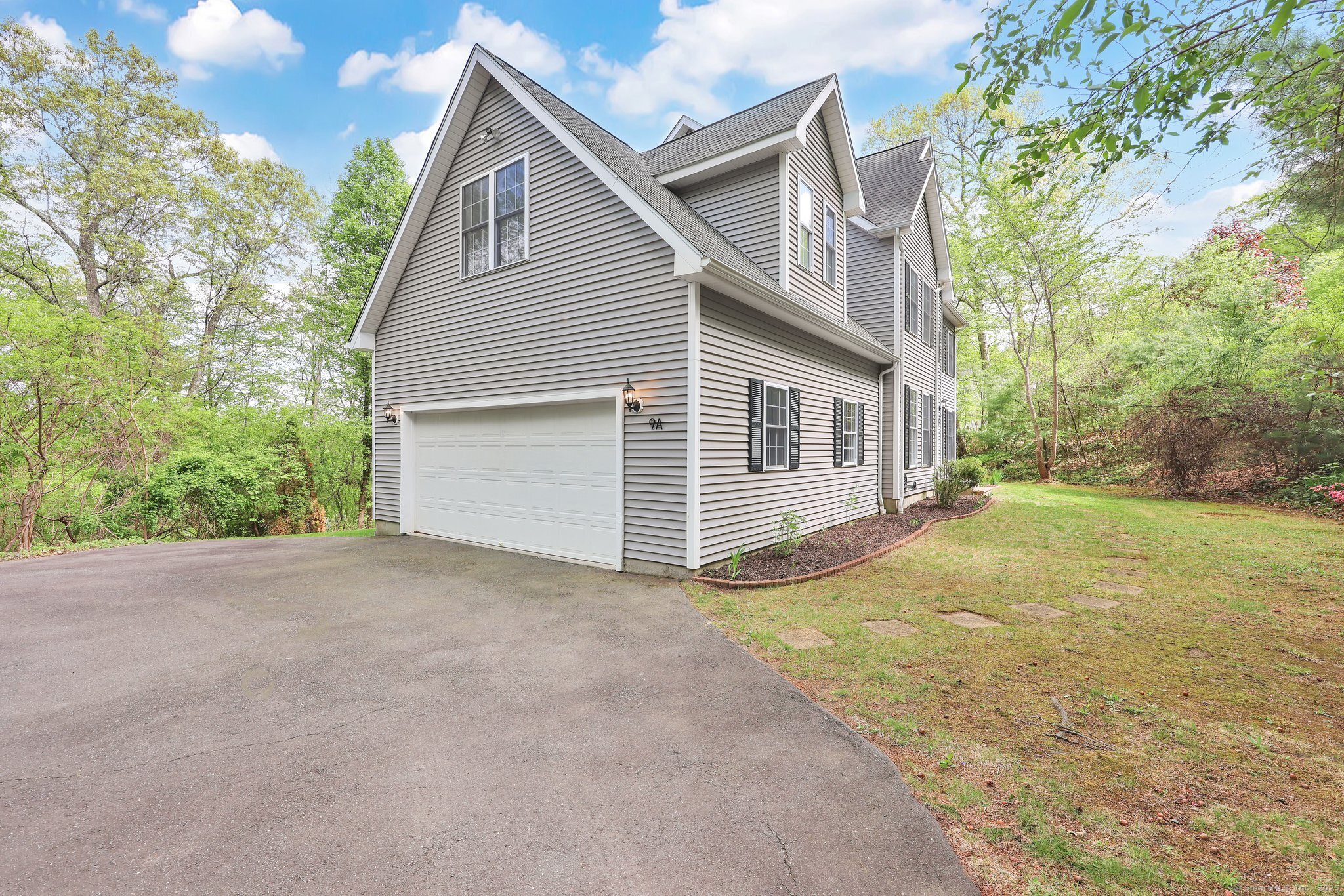 9-A Alice Drive Burlington CT 06013