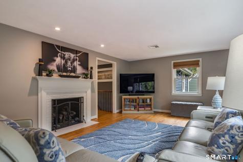 44 Brookmoor Road Avon CT 06001
