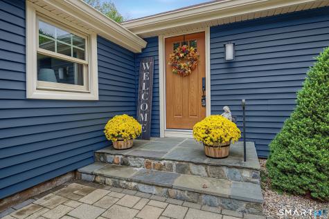44 Brookmoor Road Avon CT 06001