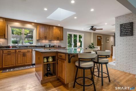 44 Brookmoor Road Avon CT 06001