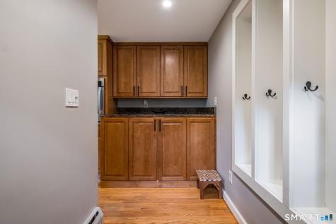 44 Brookmoor Road Avon CT 06001