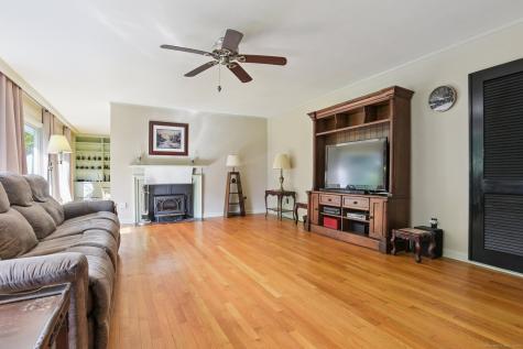 51 Braman Road Waterford CT 06385