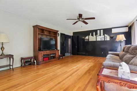 51 Braman Road Waterford CT 06385