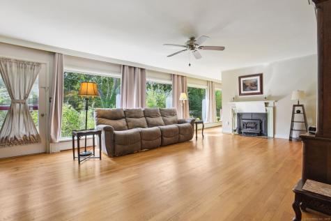 51 Braman Road Waterford CT 06385