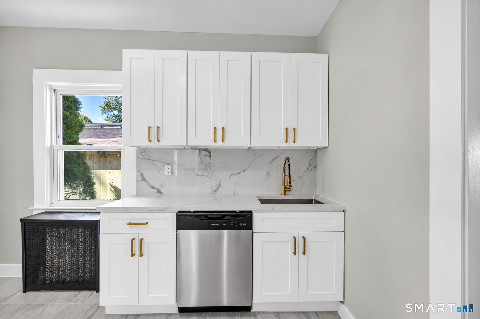 20 Oliver Lane West Haven CT 06516