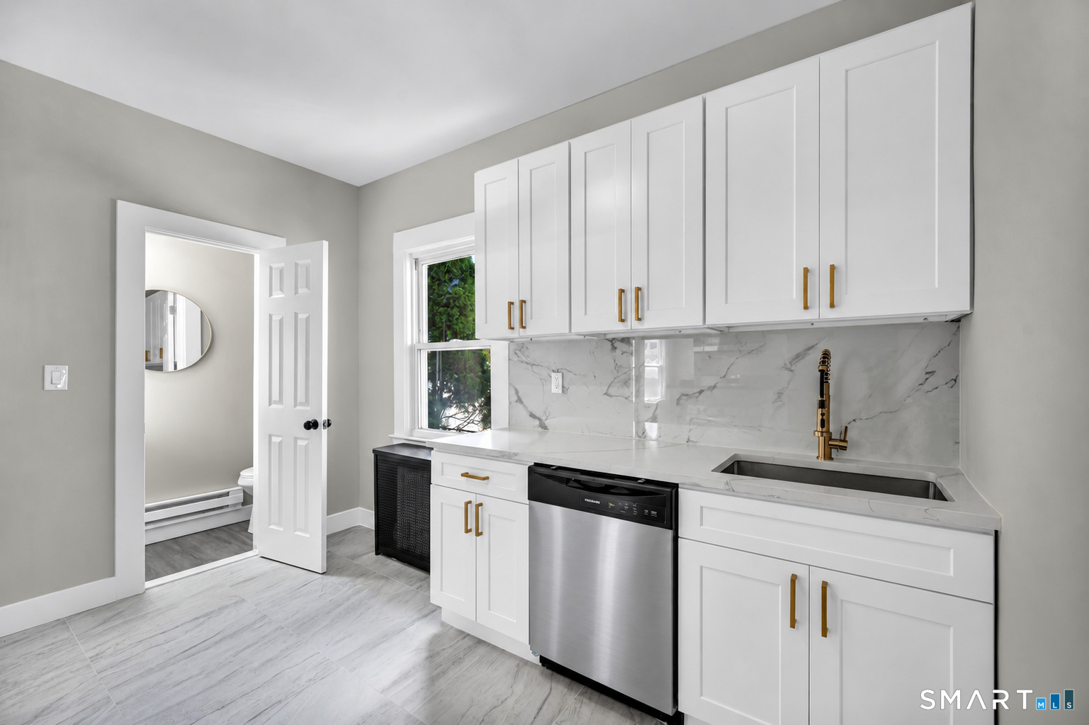 20 Oliver Lane West Haven CT 06516