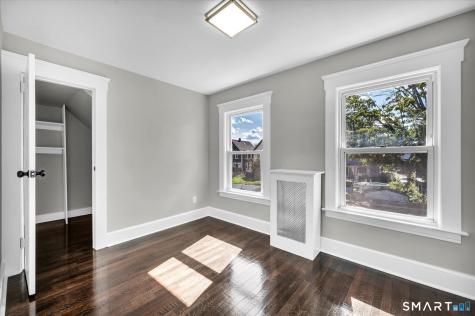 20 Oliver Lane West Haven CT 06516