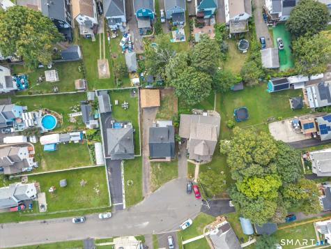 20 Oliver Lane West Haven CT 06516