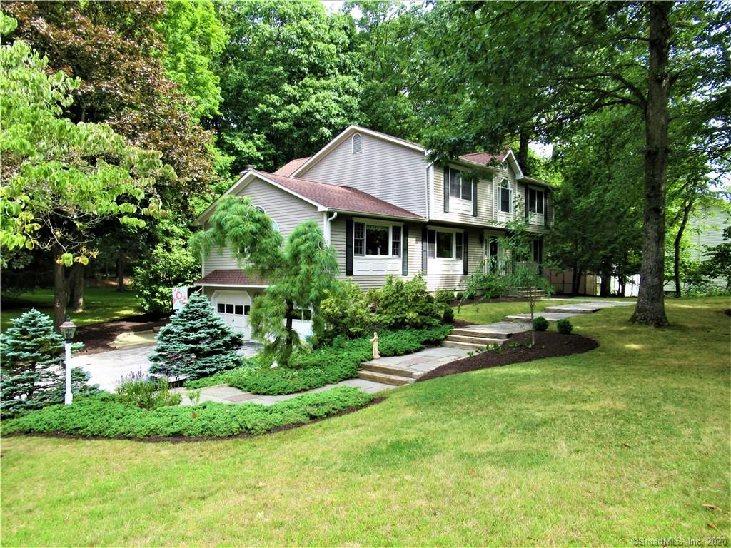 25 Bragdon Avenue Danbury CT 06811
