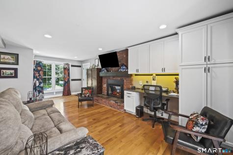 18 Wapping Wood Road Ellington CT 06029