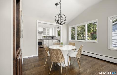 22 North Lake Shore Drive Brookfield CT 06804