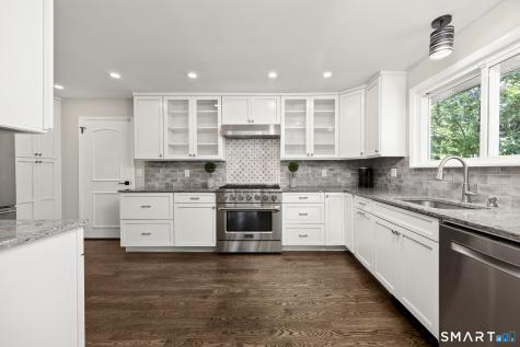 22 North Lake Shore Drive Brookfield CT 06804