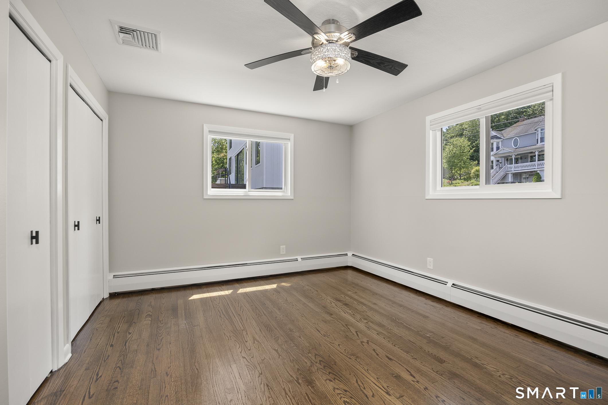 22 North Lake Shore Drive Brookfield CT 06804