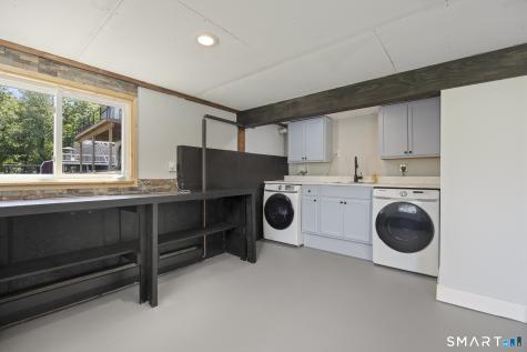22 North Lake Shore Drive Brookfield CT 06804