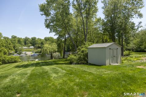 22 North Lake Shore Drive Brookfield CT 06804