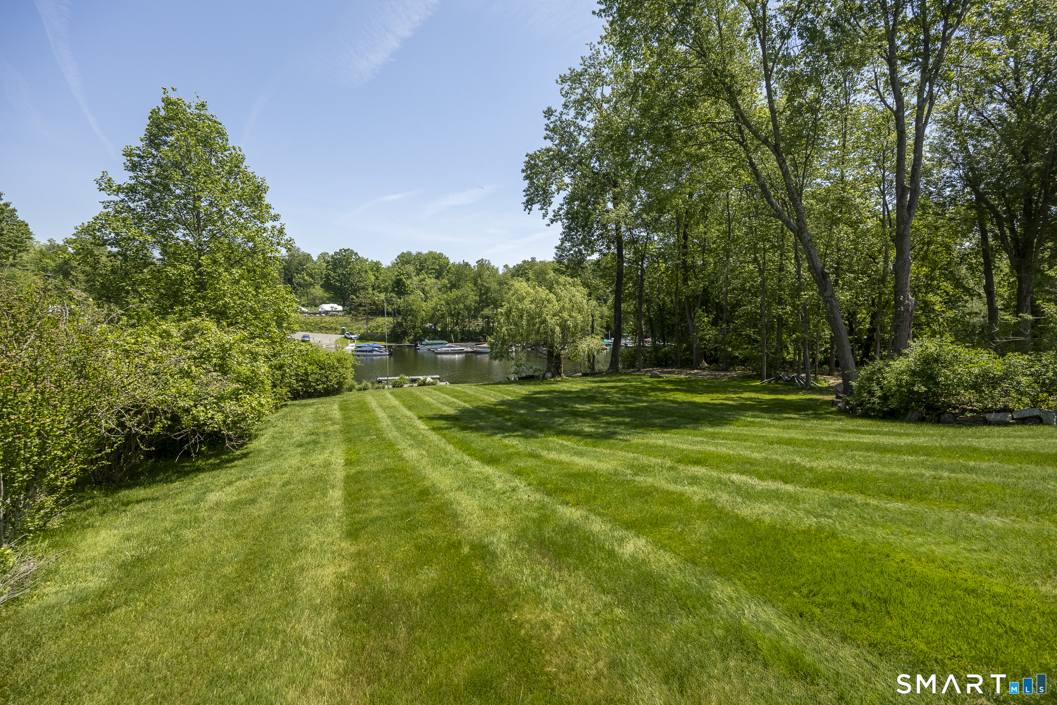 22 North Lake Shore Drive Brookfield CT 06804