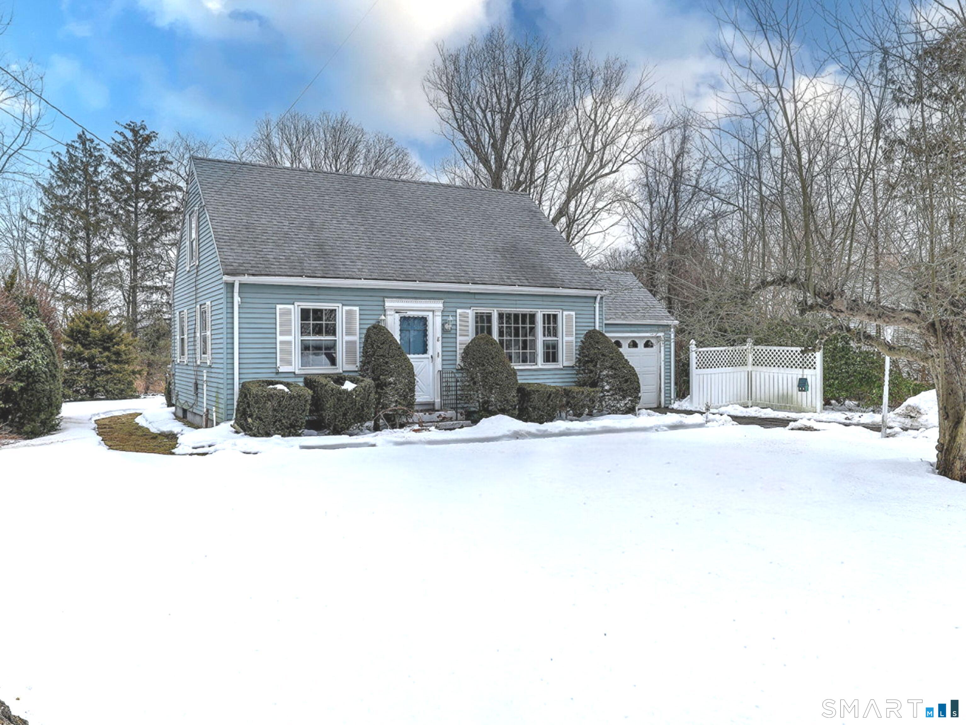 8 Meadow Circle Road Branford CT 06405