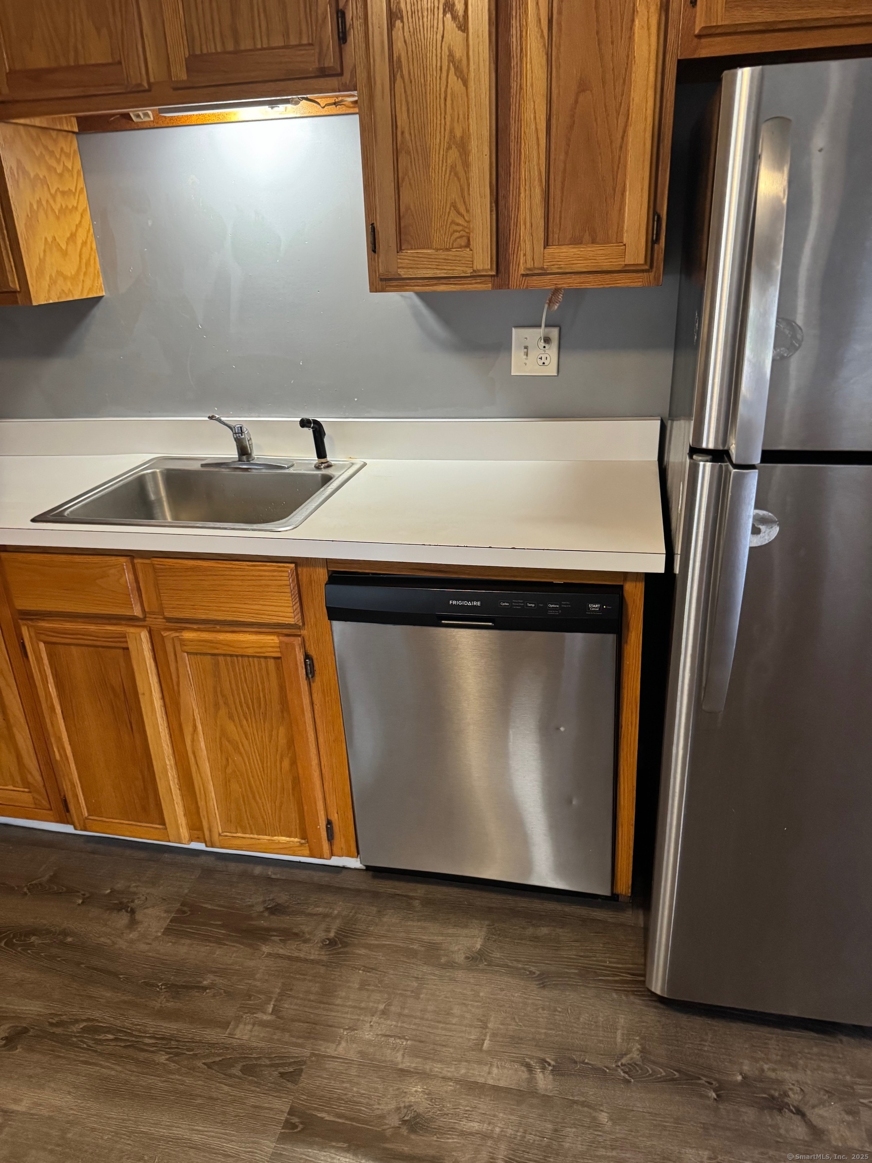 56 Elizabeth Drive Manchester CT 06042