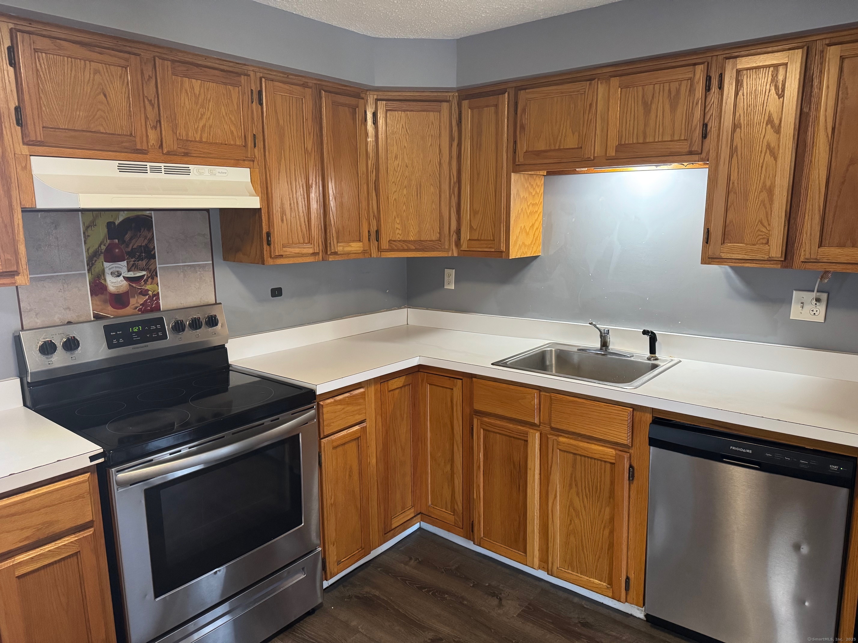 56 Elizabeth Drive Manchester CT 06042