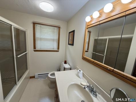 371 Race Hill Road Madison CT 06443