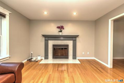 6 Fox Run Road Farmington CT 06085