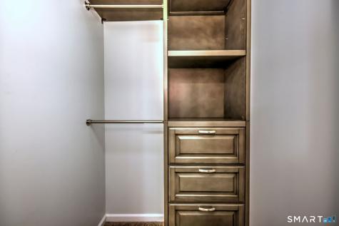 6 Fox Run Road Farmington CT 06085