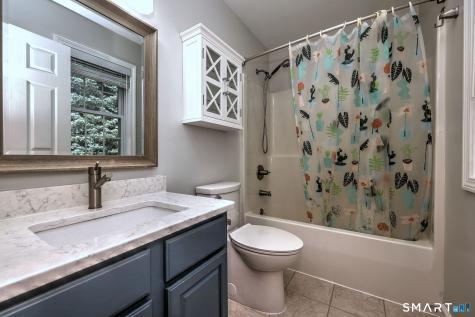 6 Fox Run Road Farmington CT 06085