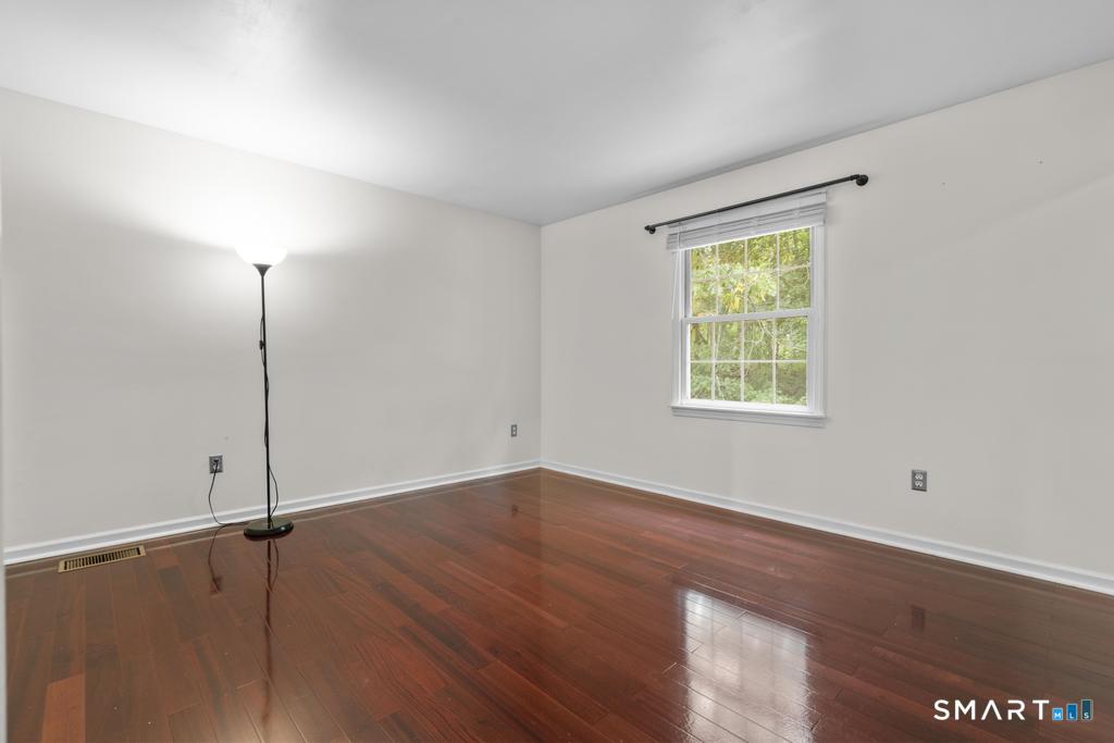 315 Kenwood Avenue Hamden CT 06518