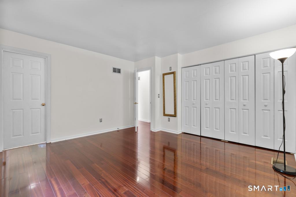 315 Kenwood Avenue Hamden CT 06518
