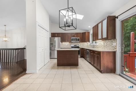 315 Kenwood Avenue Hamden CT 06518