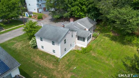 82 Sande Avenue Waterbury CT 06706