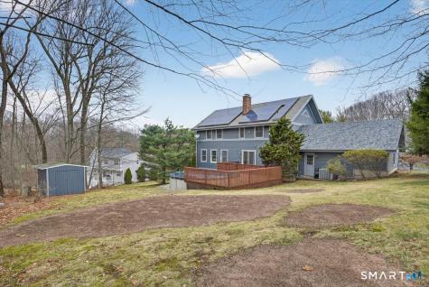 15 Farm Brook Court Hamden CT 06514
