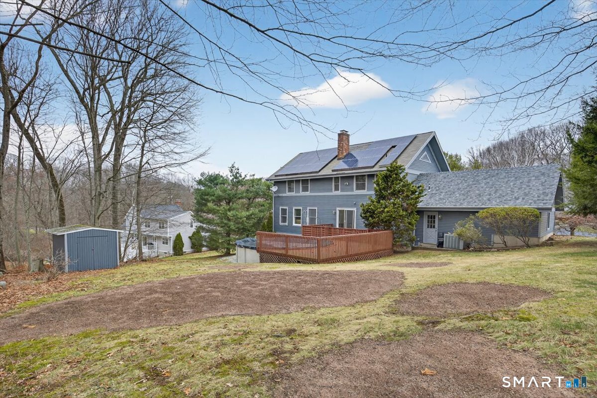 15 Farm Brook Court Hamden CT 06514