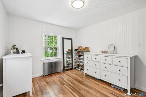 18 Carleton Road Leicester MA 01542