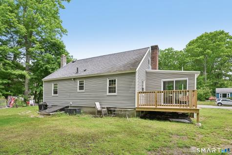 18 Carleton Road Leicester MA 01542