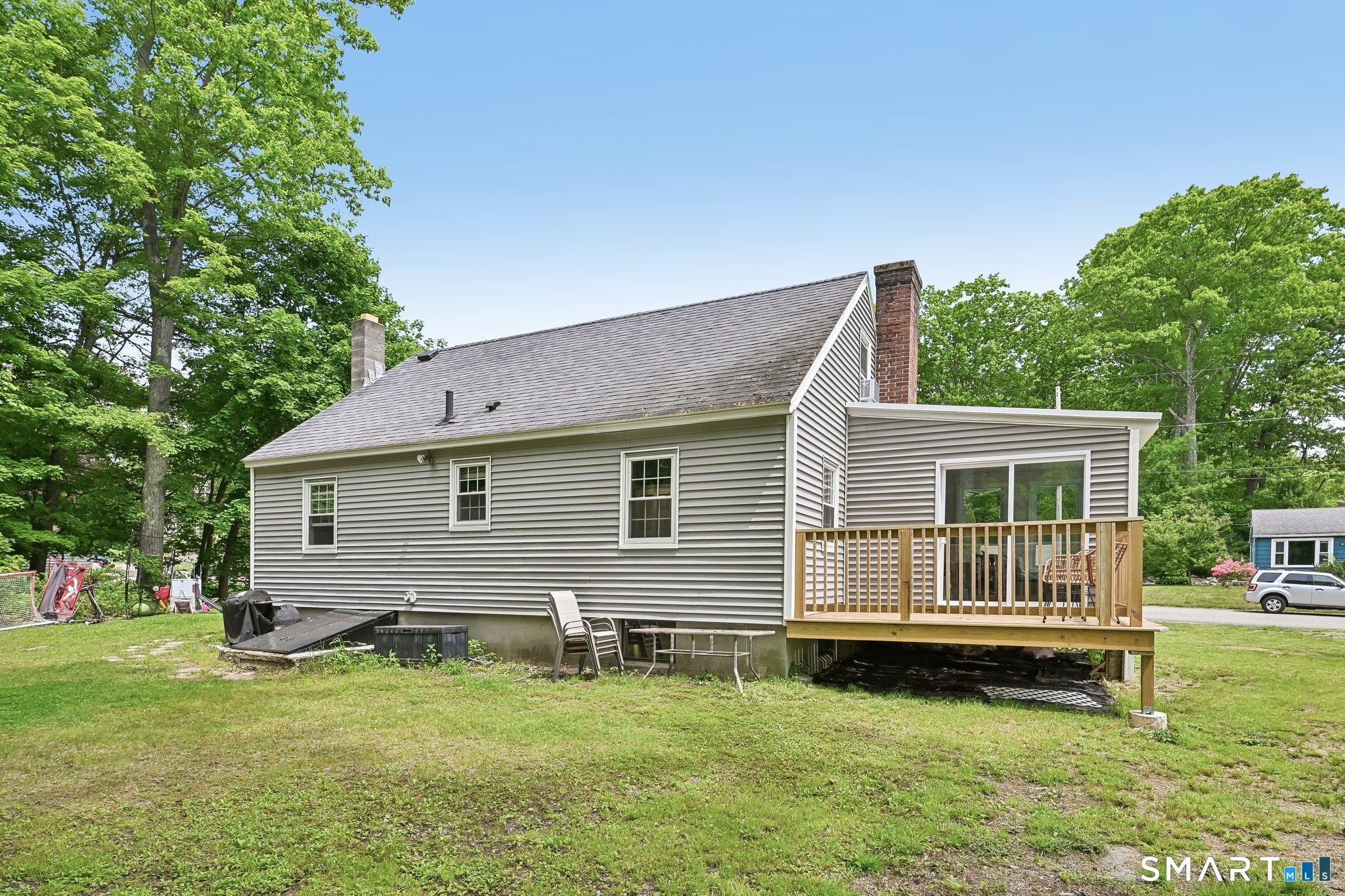 19 Carleton Road Leicester MA 01542