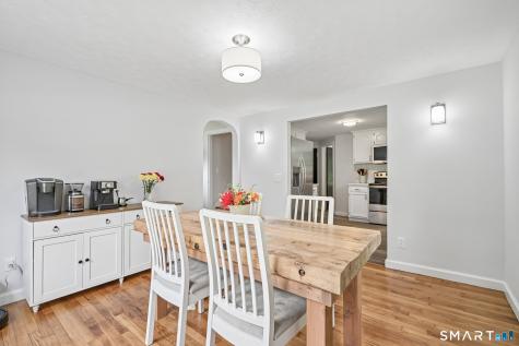 18 Carleton Road Leicester MA 01542