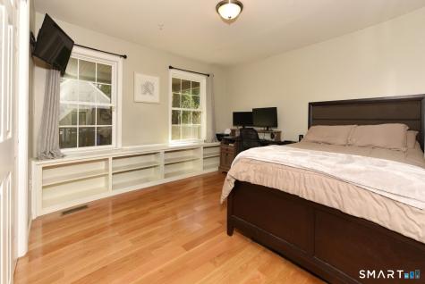 33 Longvue Drive Wethersfield CT 06109