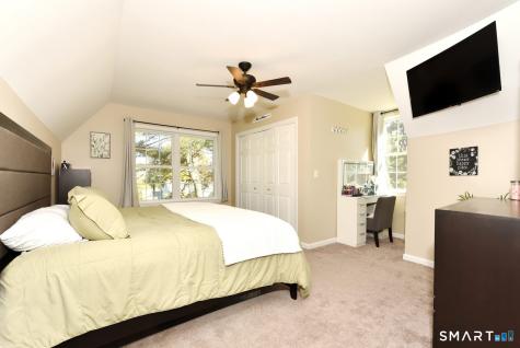 33 Longvue Drive Wethersfield CT 06109