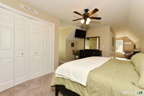 33 Longvue Drive Wethersfield CT 06109