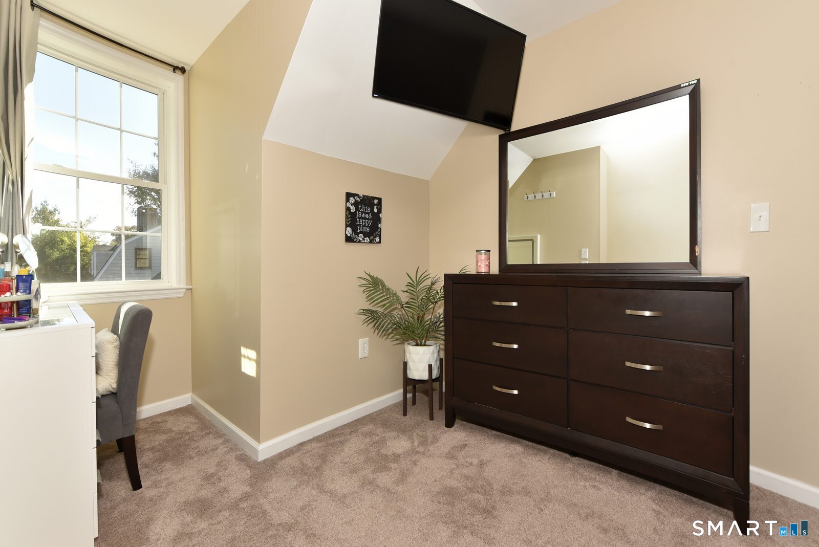 33 Longvue Drive Wethersfield CT 06109